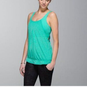 Lululemon green Bra Run Times Tank Top Sz 6